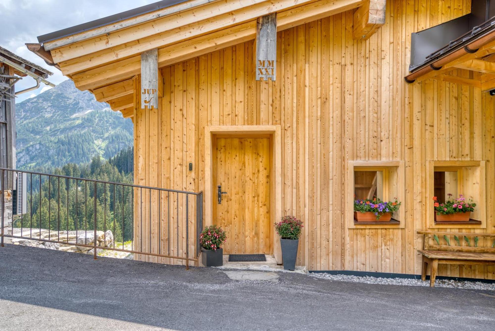 Jup - A Luxury Boutique Chalet Warth  Bagian luar foto